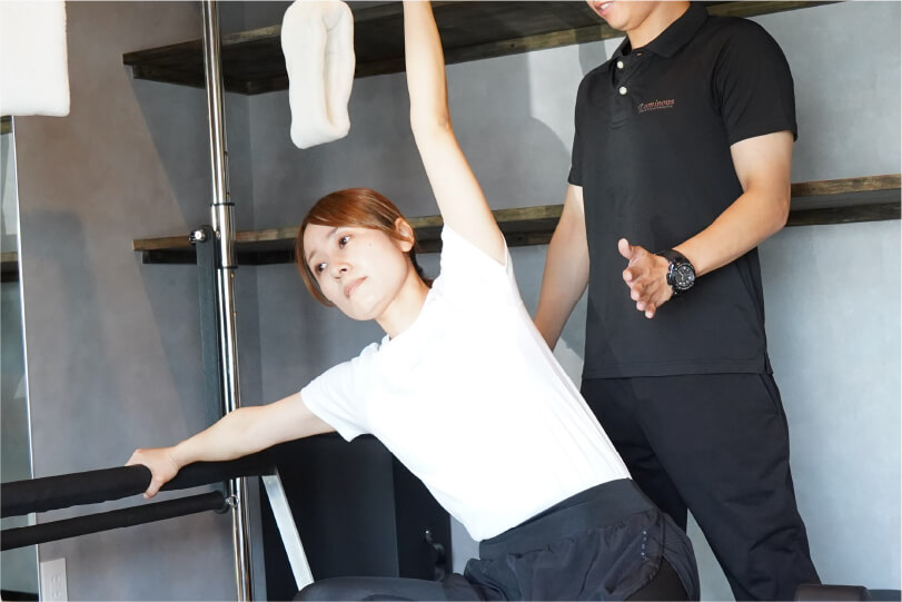 姿勢を良くする